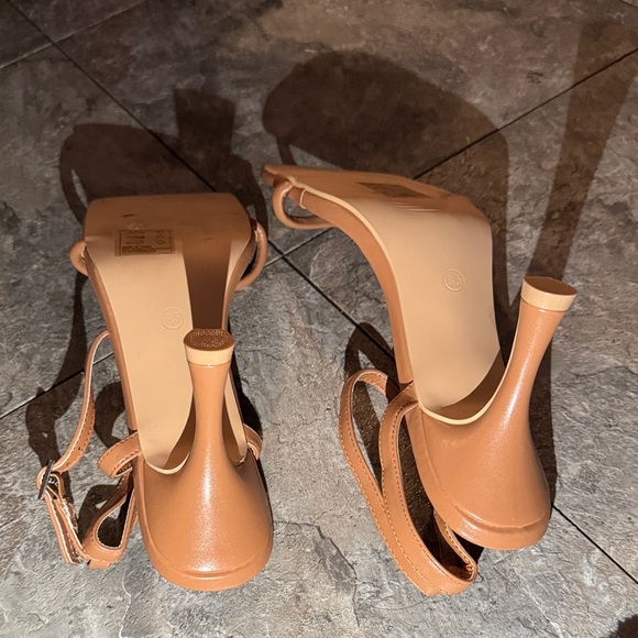 SHEIN Tan Strappy Heels - Picture 2 of 5